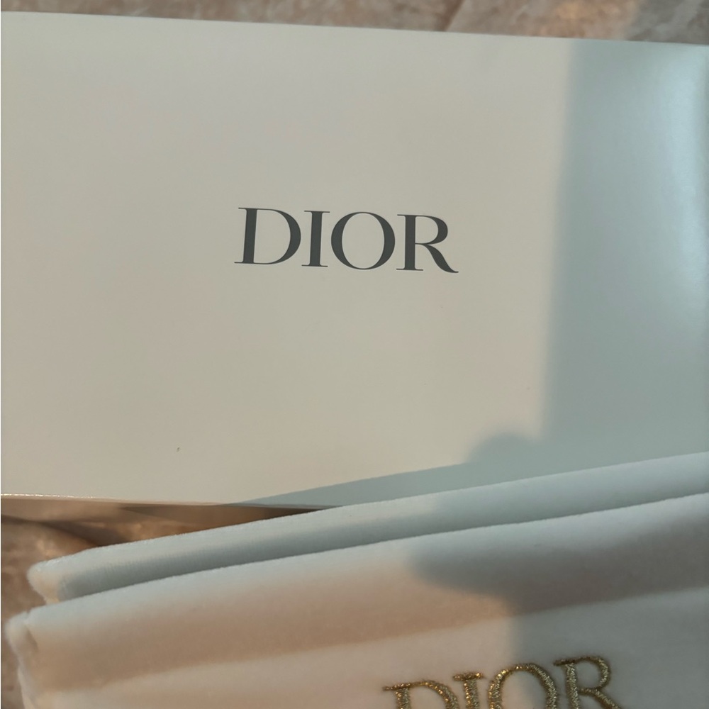 Dior White Pouch Trousse - Picture 3 of 6